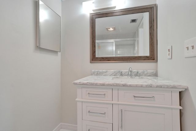 1920 SABAL PALM Drive 203, Davie, FL 33324