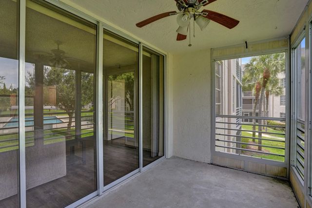 1920 SABAL PALM Drive 203, Davie, FL 33324