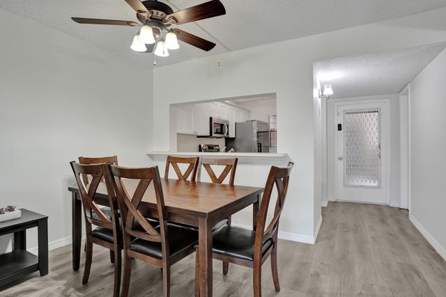 1920 SABAL PALM Drive 203, Davie, FL 33324