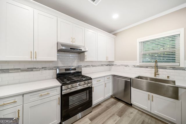 1107 Glen Chase Drive, Lawrenceville, GA 30044