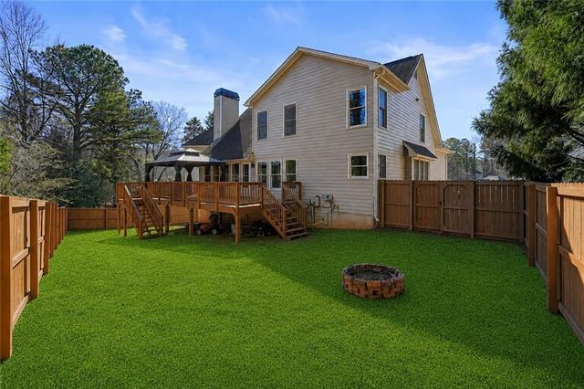 2102 Kendall Close NW, Acworth, GA 30102