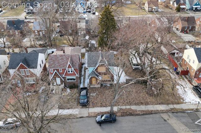 20203 Hull Street, Highland Park, MI 48203