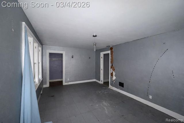 20203 Hull Street, Highland Park, MI 48203