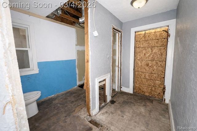 20203 Hull Street, Highland Park, MI 48203