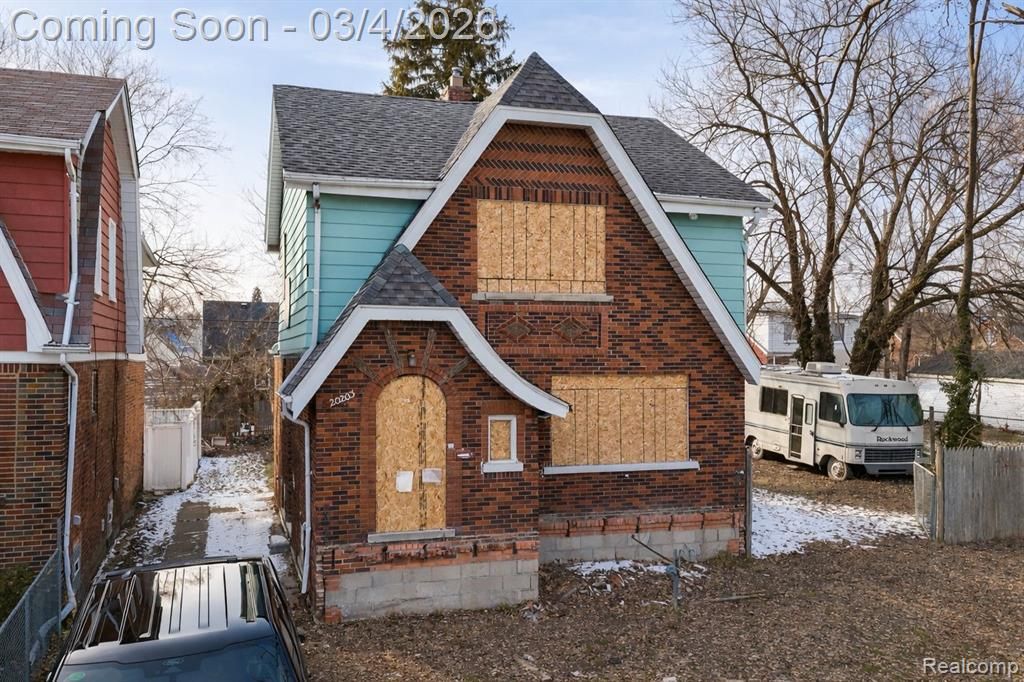 20203 Hull Street, Highland Park, MI 48203