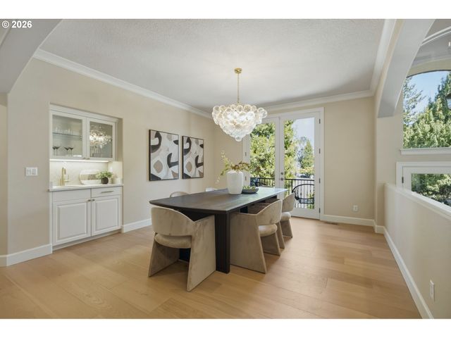 3390 QUAIL RIDGE Ct, West Linn, OR 97068