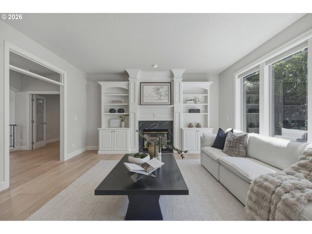 3390 QUAIL RIDGE Ct, West Linn, OR 97068