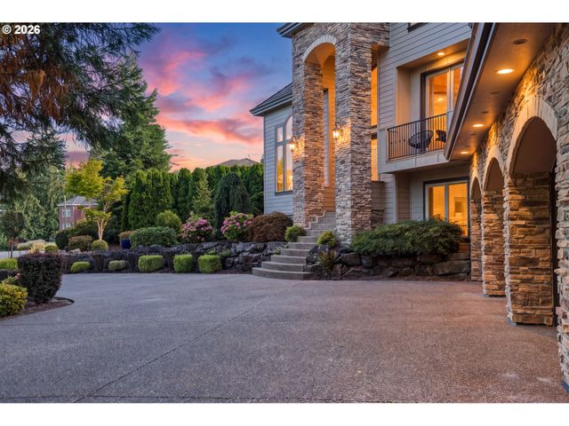 3390 QUAIL RIDGE Ct, West Linn, OR 97068