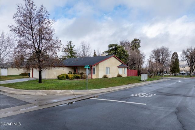 363 Pepper Drive, Tehachapi, CA 93561