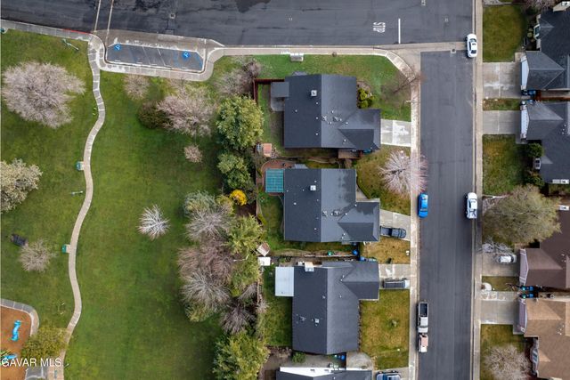 363 Pepper Drive, Tehachapi, CA 93561