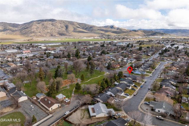 363 Pepper Drive, Tehachapi, CA 93561
