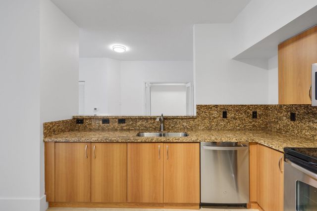 250 NE 3rd Avenue 1207, Delray Beach, FL 33444