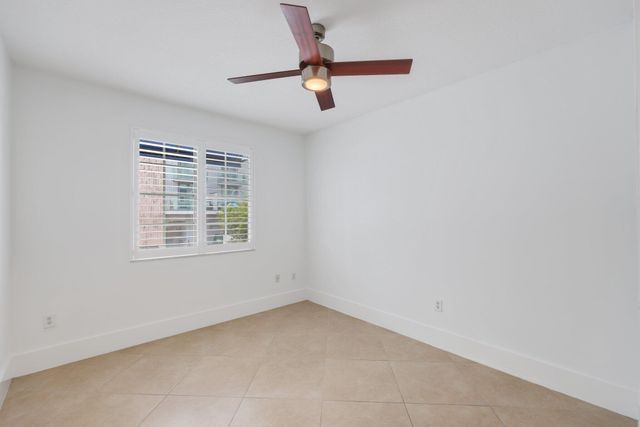 250 NE 3rd Avenue 1207, Delray Beach, FL 33444