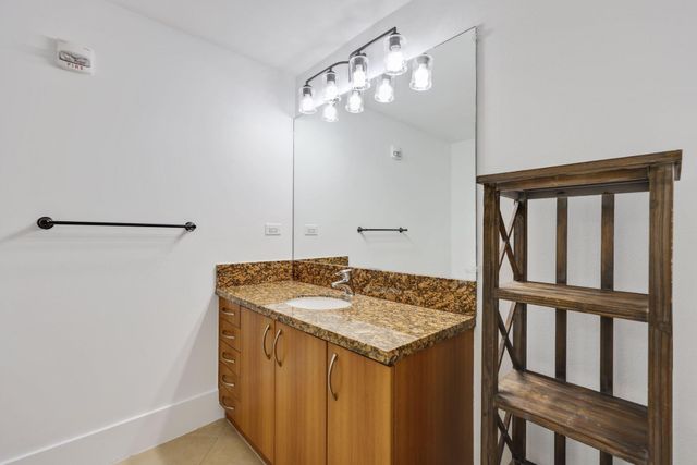 250 NE 3rd Avenue 1207, Delray Beach, FL 33444