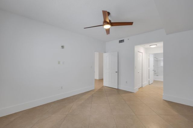 250 NE 3rd Avenue 1207, Delray Beach, FL 33444