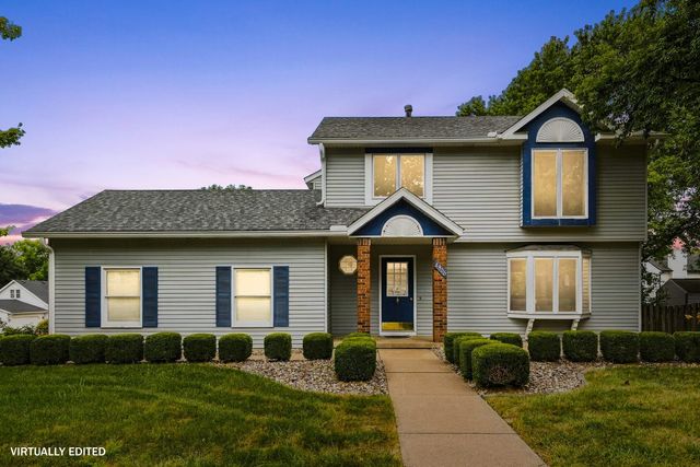 4806 Taylor Street, Davenport, IA 52806