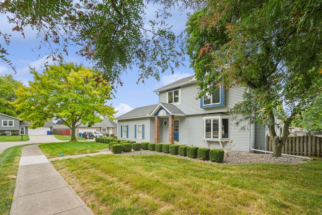 4806 Taylor Street, Davenport, IA 52806