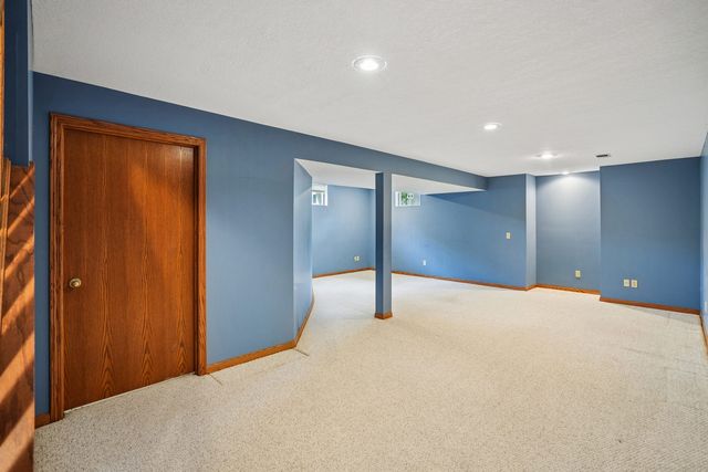 4806 Taylor Street, Davenport, IA 52806