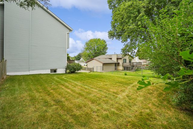 4806 Taylor Street, Davenport, IA 52806
