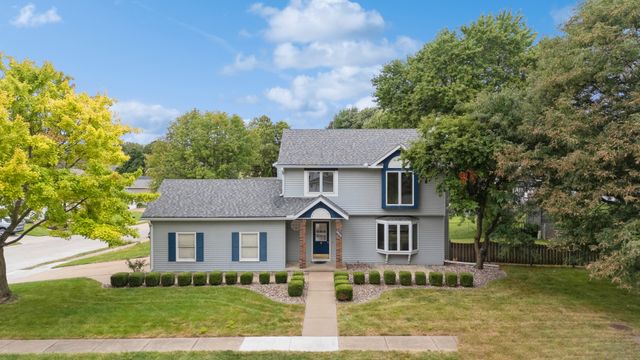 4806 Taylor Street, Davenport, IA 52806
