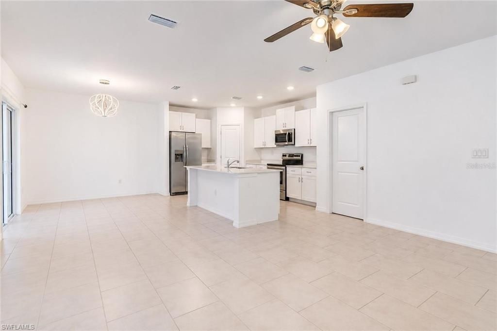 17809 Belforte CT, NORTH FORT MYERS, FL 33917 — photo 3