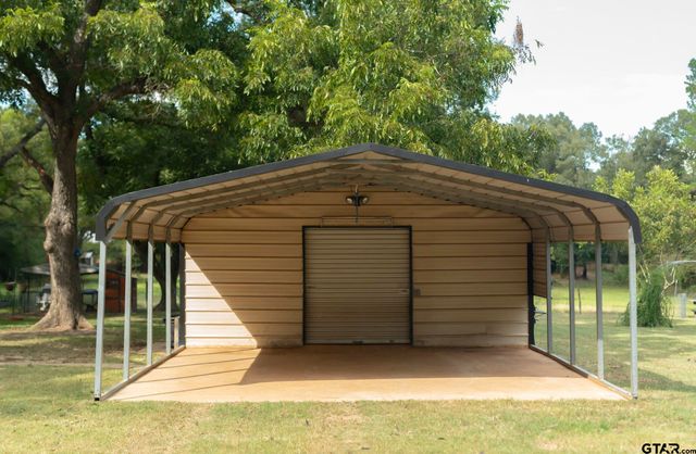 323 County Road 1519, Jacksonville, TX 75766