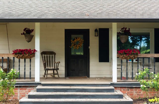 323 County Road 1519, Jacksonville, TX 75766