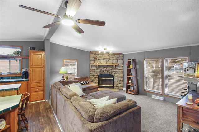 2351 Hiddenview Drive, Berlin Charter Township, MI 48166