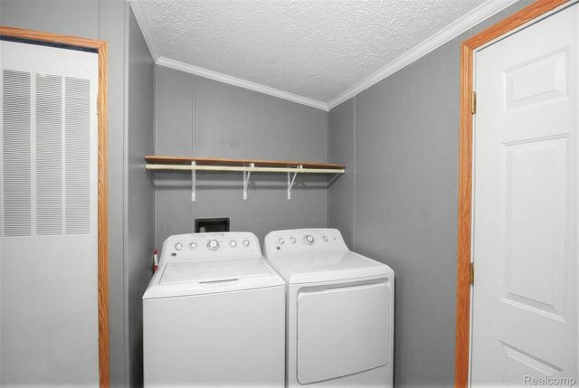 2351 Hiddenview Drive, Berlin Charter Township, MI 48166