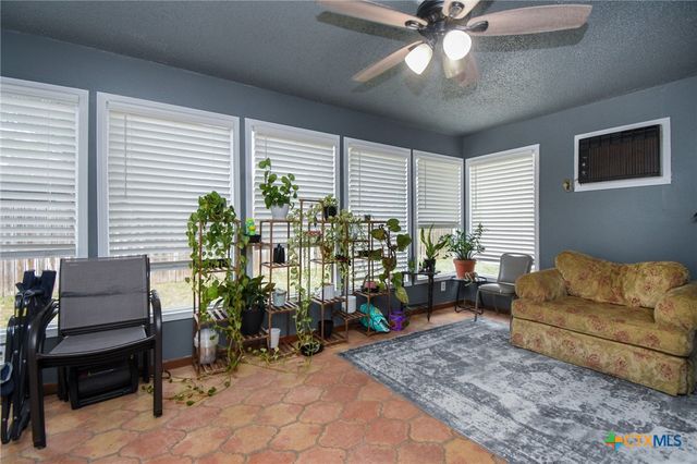 206 Gettysburg Drive, Victoria, TX 77904