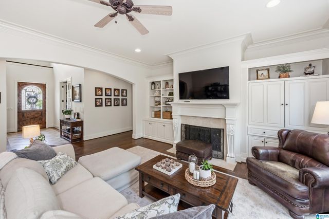 1408 SUTHERLAND PLACE, Hoover, AL 35242