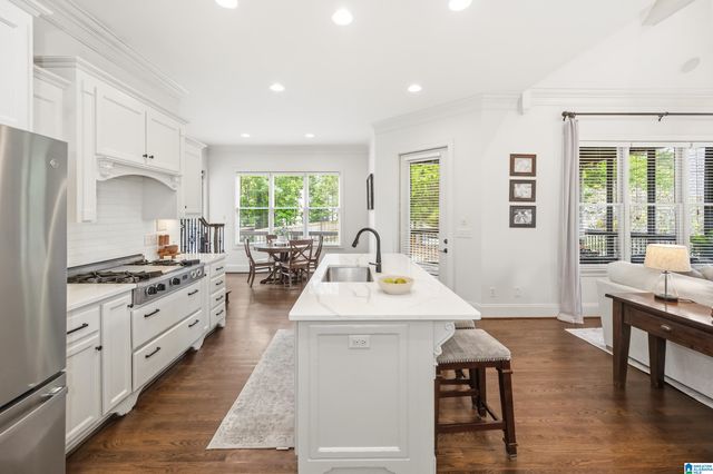 1408 SUTHERLAND PLACE, Hoover, AL 35242