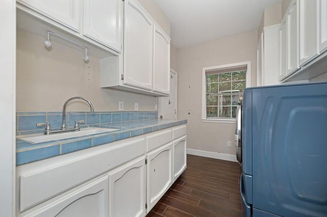 2010 Nicklaus Cir, Roseville, CA 95678