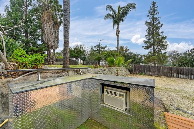 2010 Nicklaus Cir, Roseville, CA 95678