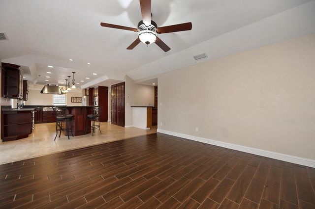 2010 Nicklaus Cir, Roseville, CA 95678