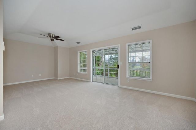 2010 Nicklaus Cir, Roseville, CA 95678