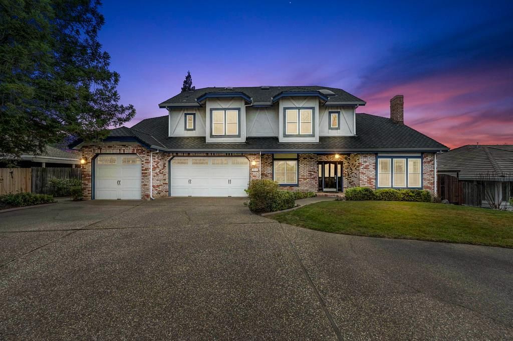 2010 Nicklaus Cir, Roseville, CA 95678