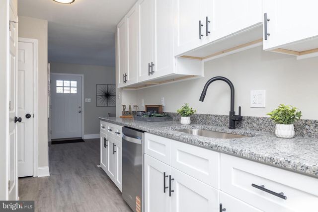 209 W EDGEWATER WAY, Newark, DE 19702