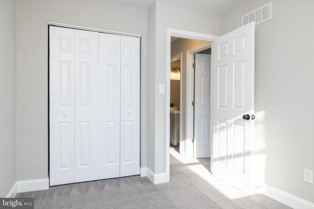 209 W EDGEWATER WAY, Newark, DE 19702