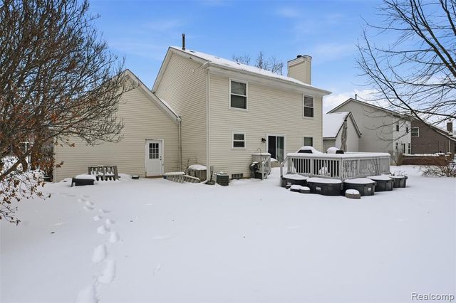 3800 Snowden Lane, Howell, MI 48843