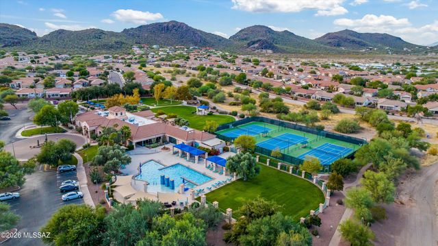 7541 W Wandering Coyote Drive, Tucson, AZ 85743