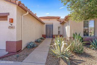 7541 W Wandering Coyote Drive, Tucson, AZ 85743