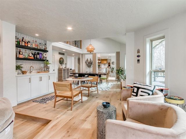 2904 Castlewood Drive, Norman, OK 73072