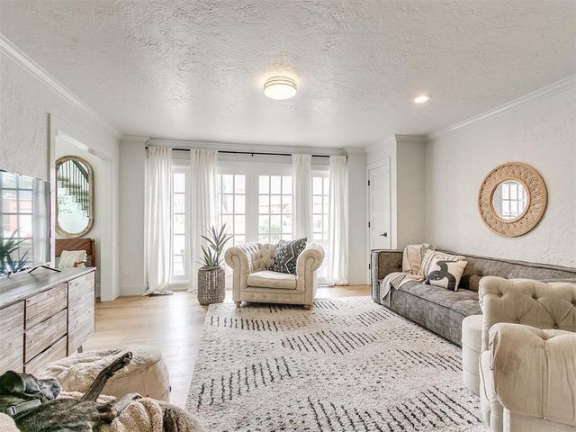 2904 Castlewood Drive, Norman, OK 73072