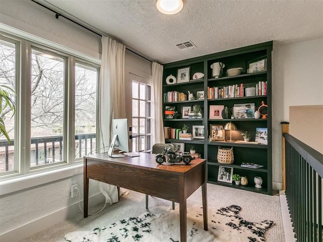 2904 Castlewood Drive, Norman, OK 73072