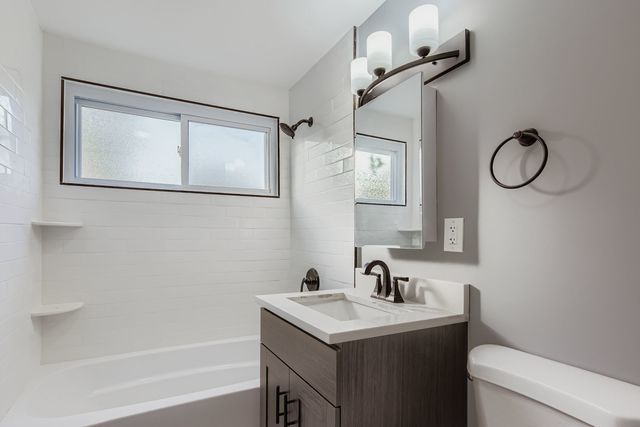 182 Washington Street, Park Forest, IL 60466