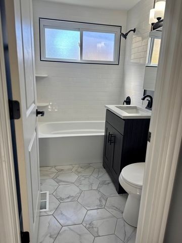 182 Washington Street, Park Forest, IL 60466