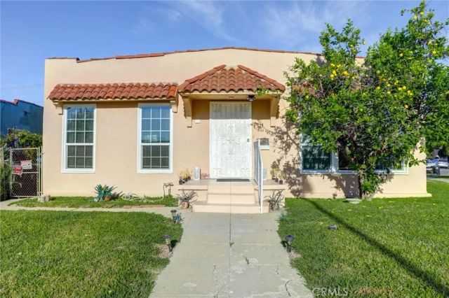 4756 Edgewood, Los Angeles, CA 90019
