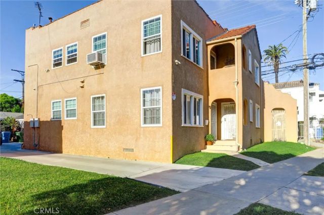 4756 Edgewood, Los Angeles, CA 90019
