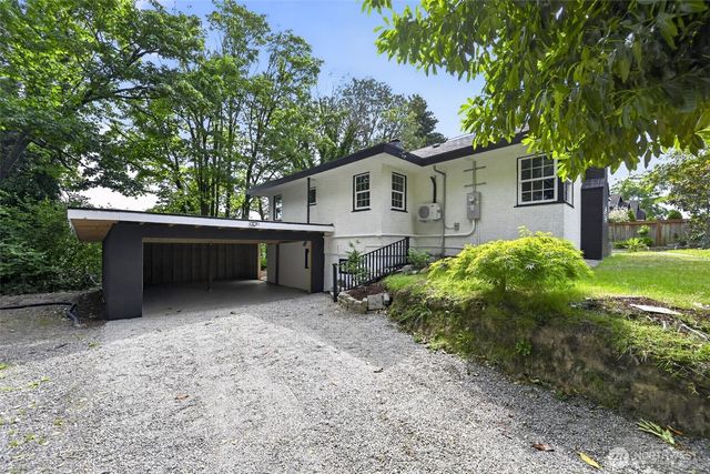98 Hardie Avenue SW, Renton, WA 98057